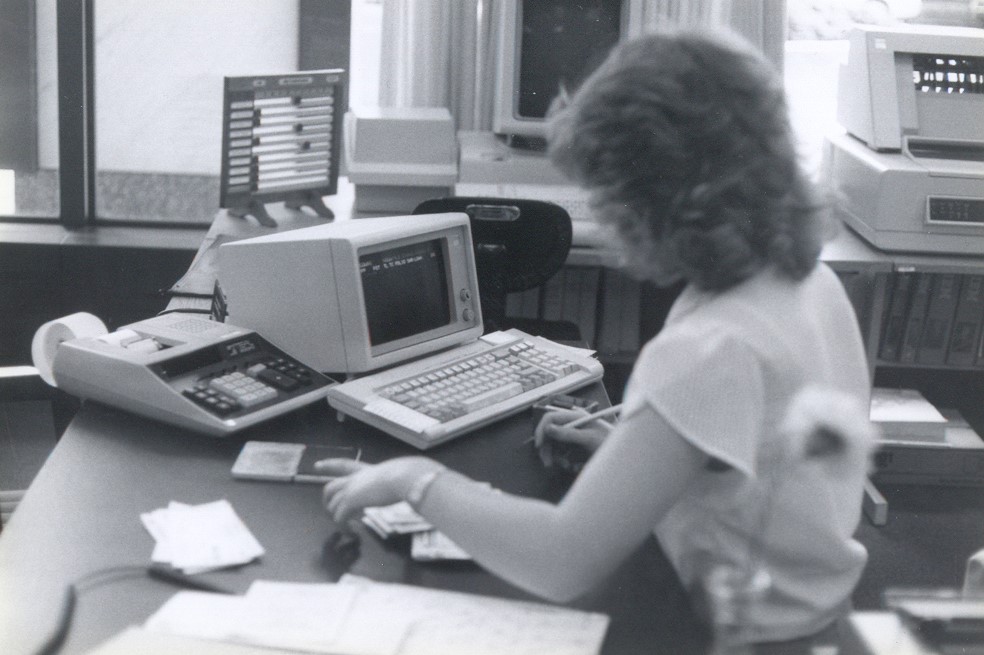 A PNWFCU office in the 1980s